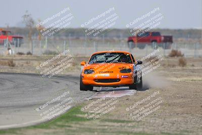 media/Oct-25-2025-CalClub SCCA (Sat) [[34c778dfbe]]/Group 4/Qualifying/